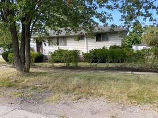 1985 M L King Drive, Gary, IN 46407