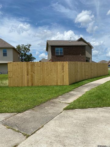 8902 Black Birch Ave, Zachary, LA 70791