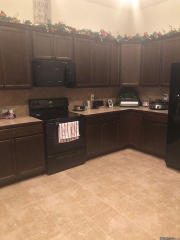 8902 Black Birch Ave, Zachary, LA 70791