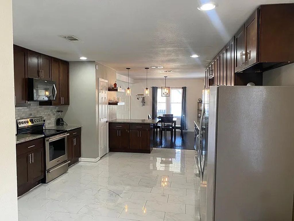 3223 Stanley Avenue, Fort Worth, TX 76110 — photo 4