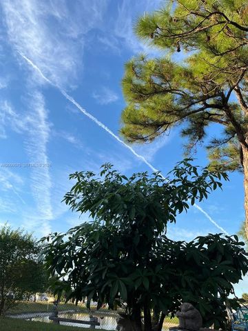 1637 SW Taurus Ln, Port St. Lucie, FL 34984