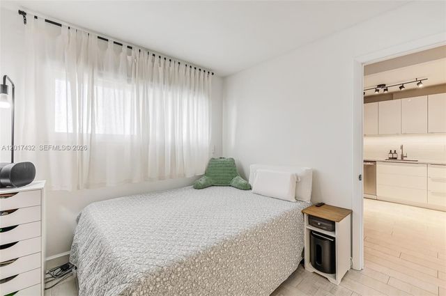 1331 Lincoln Rd 704, Miami Beach, FL 33139
