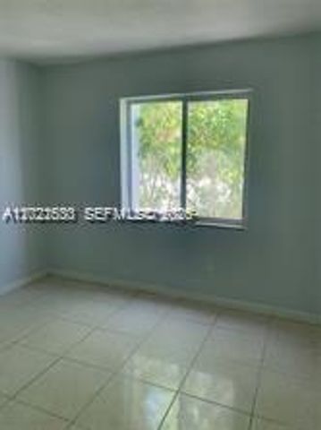 1090 NE 129th Street 202, North Miami, FL 33161