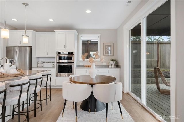 12908 136th Place NE, Kirkland, WA 98034