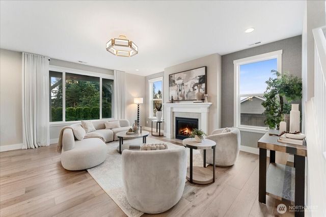 12908 136th Place NE, Kirkland, WA 98034