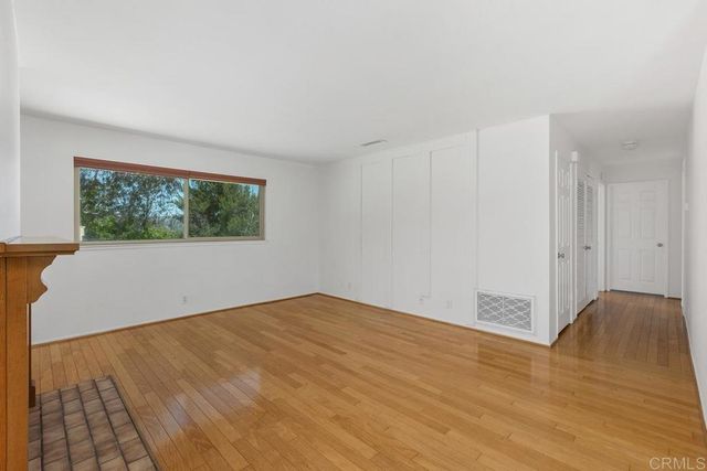 3150 Avenida Topanga, Carlsbad, CA 92009