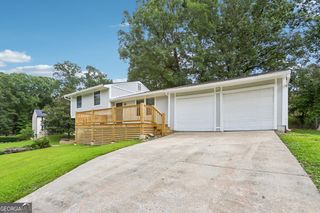 3020 Forestside Lane, South Fulton, GA 30349