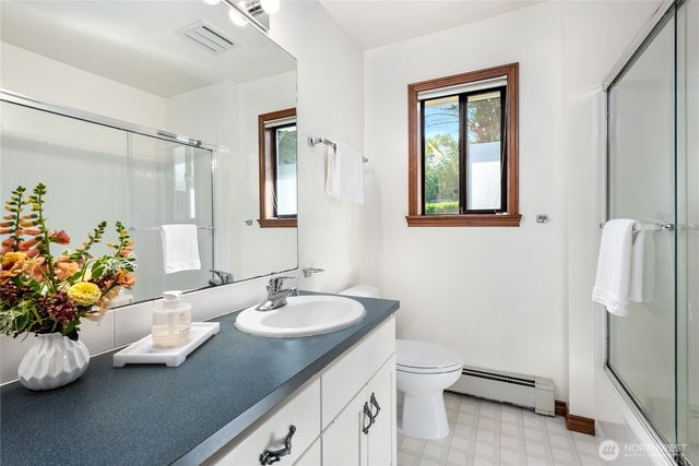 19303 BROADWAY AVENUE, Snohomish, WA 98296