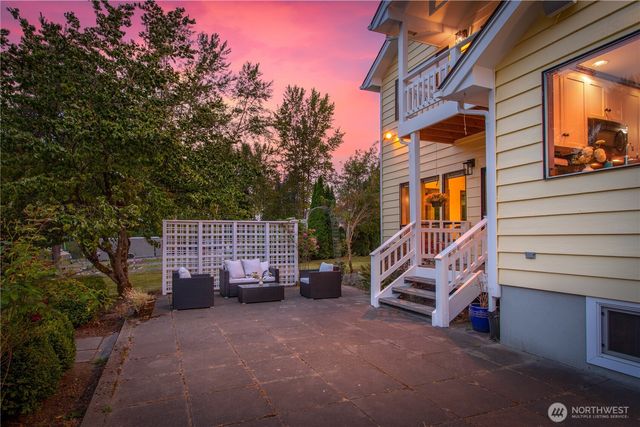 19303 BROADWAY AVENUE, Snohomish, WA 98296