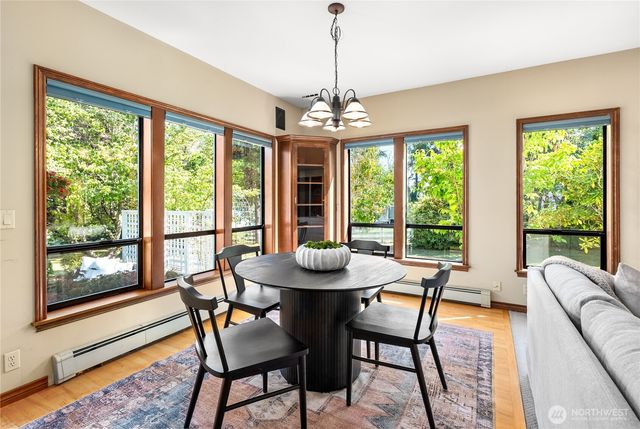 19303 BROADWAY AVENUE, Snohomish, WA 98296