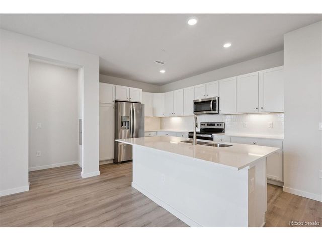 485 Interlocken Blvd 2-204, Broomfield, CO 80021