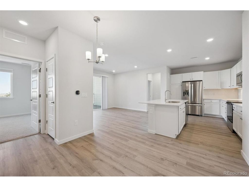 485 Interlocken Blvd 2-204, Broomfield, CO 80021