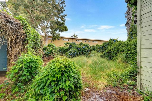 1707 78Th Ave, Oakland, CA 94621