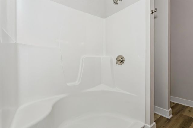 433 E Lexington Ln, Andover, KS 67002