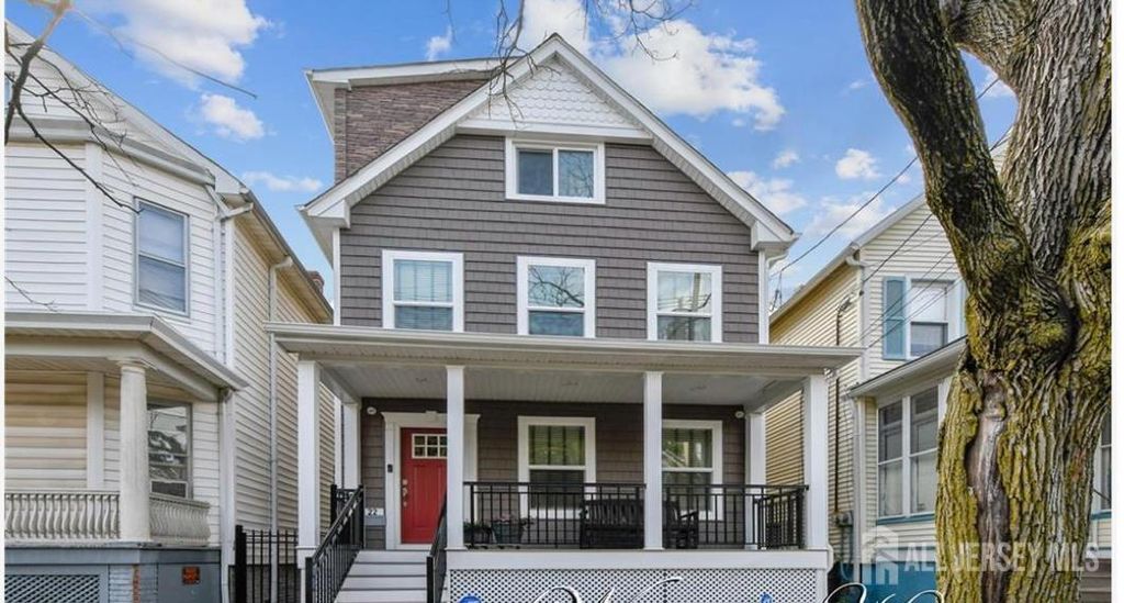 22 Harvey Street, New Brunswick, NJ 08901