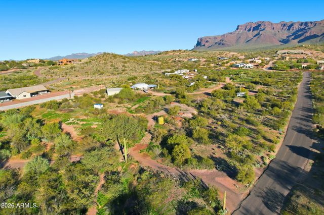 3904 S PAINTED PONY Trail S, Gold Canyon, AZ 85118