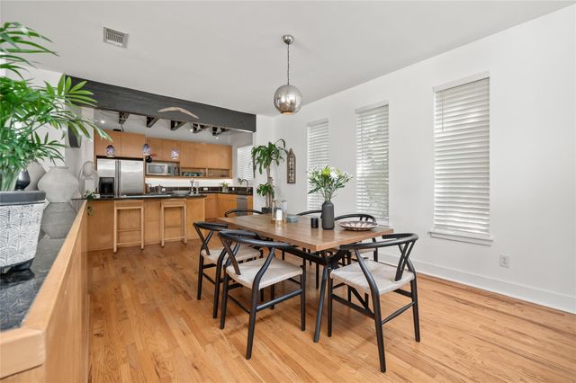 2303 Whitney Street A, Houston, TX 77006