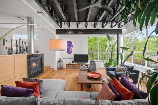 2303 Whitney Street A, Houston, TX 77006