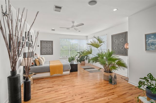 2303 Whitney Street A, Houston, TX 77006