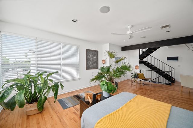 2303 Whitney Street A, Houston, TX 77006