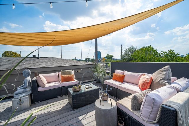 2303 Whitney Street A, Houston, TX 77006