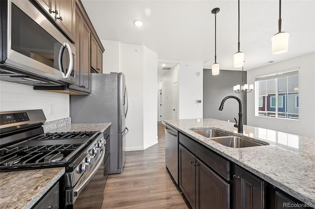 23709 E Ida Drive E, Aurora, CO 80016