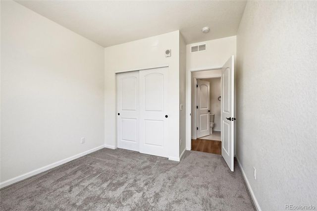 23709 E Ida Drive E, Aurora, CO 80016