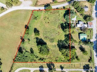 800 W Main Street, Davis, OK 73030