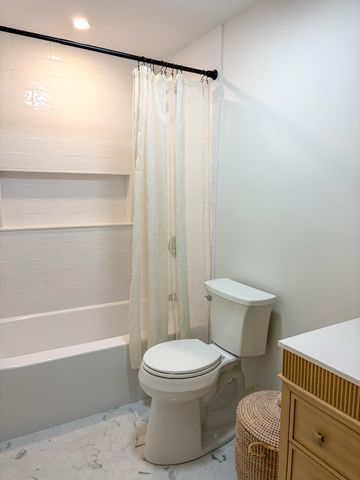 39 Tower Hill Road APT 15B, Osterville, MA 02655