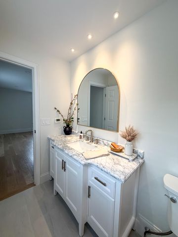 39 Tower Hill Road APT 15B, Osterville, MA 02655