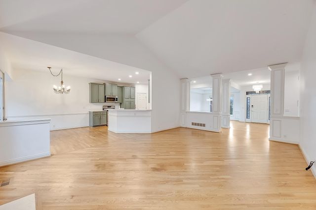 2054 Damson Drive, Villa Hills, KY 41017