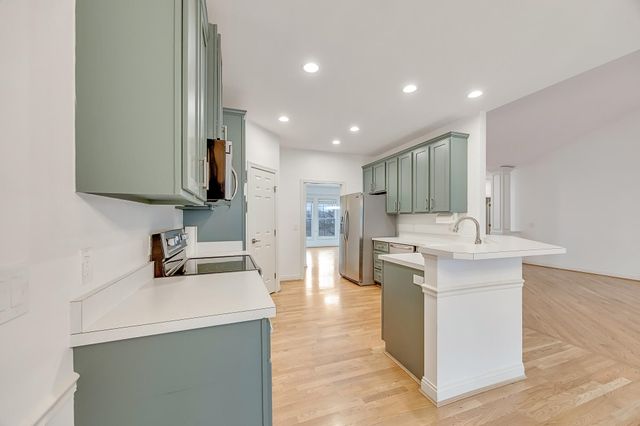 2054 Damson Drive, Villa Hills, KY 41017