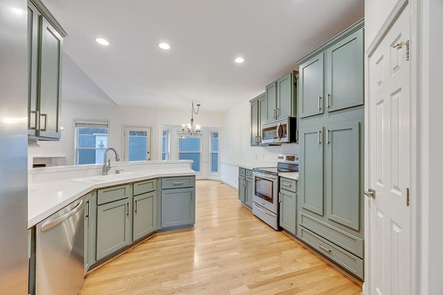 2054 Damson Drive, Villa Hills, KY 41017