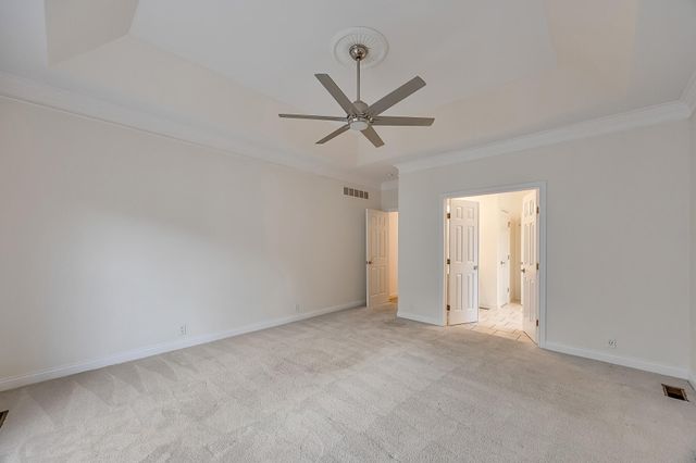 2054 Damson Drive, Villa Hills, KY 41017