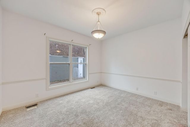 2054 Damson Drive, Villa Hills, KY 41017