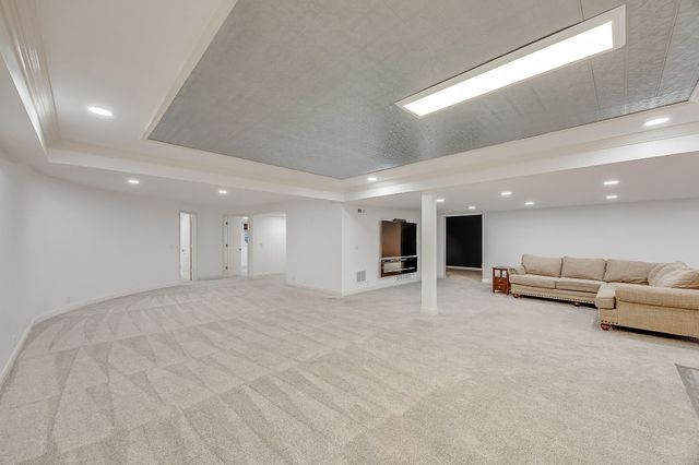 2054 Damson Drive, Villa Hills, KY 41017