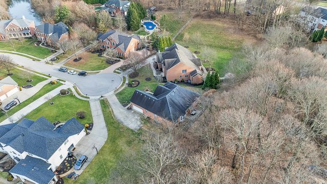 2054 Damson Drive, Villa Hills, KY 41017