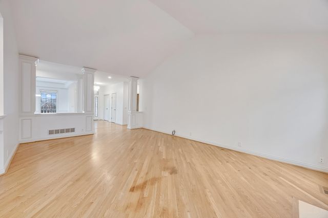 2054 Damson Drive, Villa Hills, KY 41017