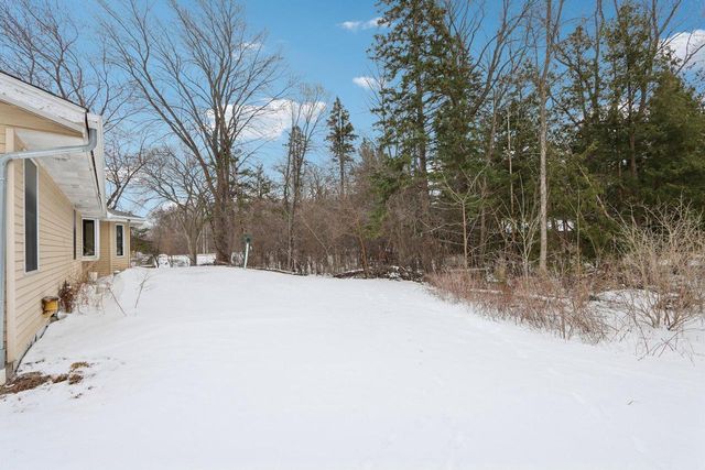 10719 W Calumet ROAD, Milwaukee, WI 53224