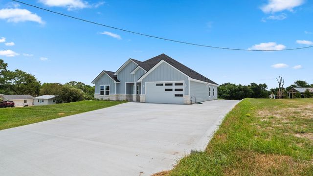 1874 Burleson, Brenham, TX 77833