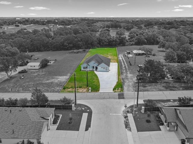 1874 Burleson, Brenham, TX 77833