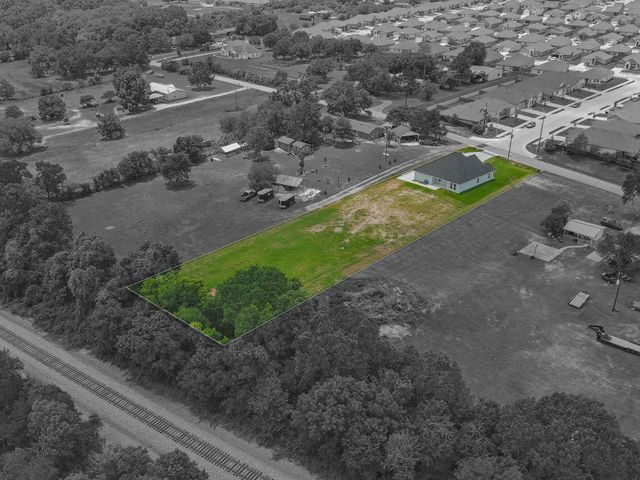 1874 Burleson, Brenham, TX 77833