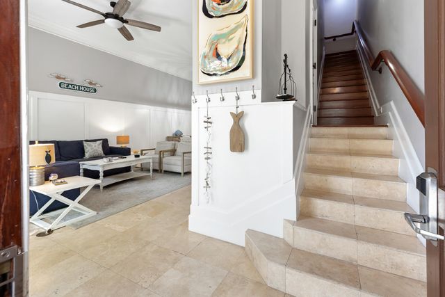 9201 Market Street Inn 161 161, Miramar Beach, FL 32550
