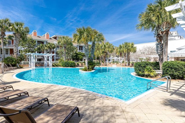 9201 Market Street Inn 161 161, Miramar Beach, FL 32550