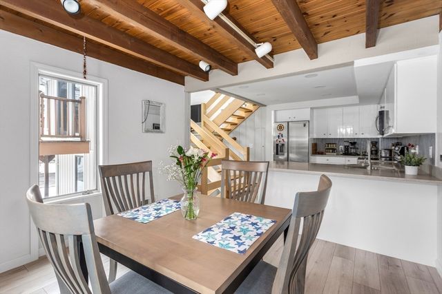 2 Kendall St 2, Walpole, MA 02081