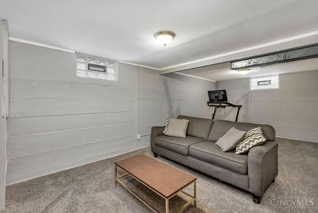 7818 Eustis Court, Deer Park, OH 45236