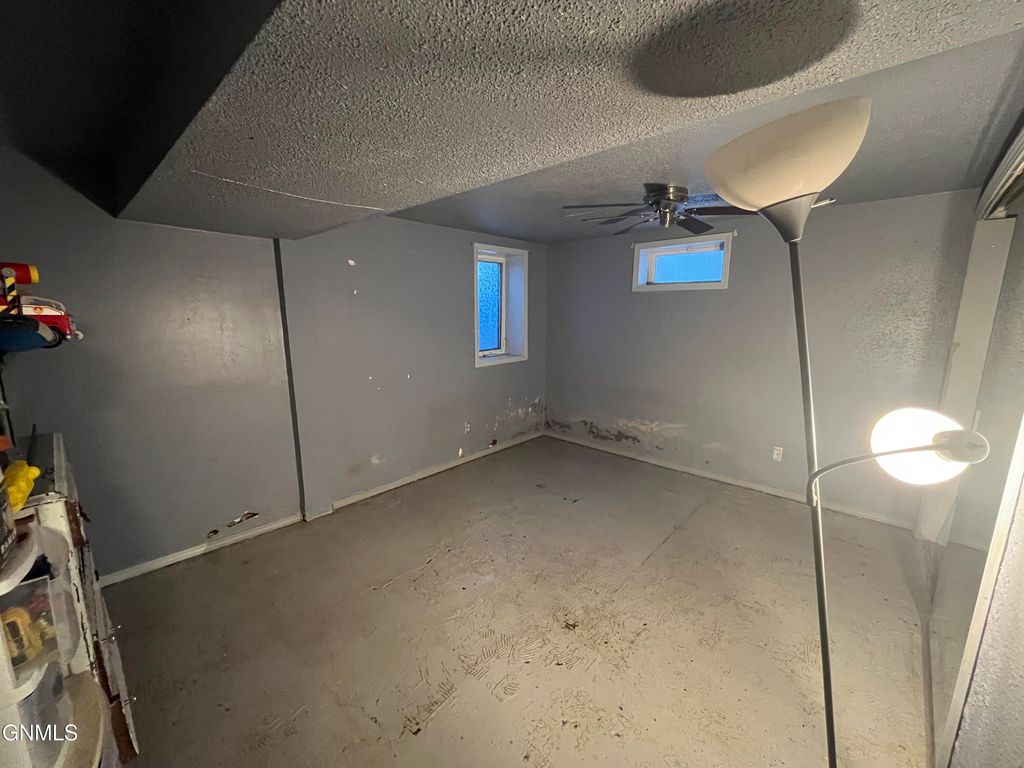 1108 15th Street N, Bismarck, ND 58501 photo 6