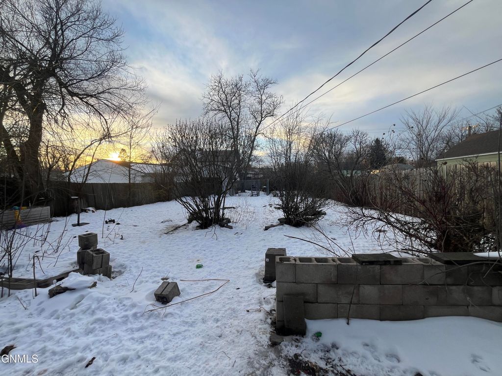 1108 15th Street N, Bismarck, ND 58501 photo 9