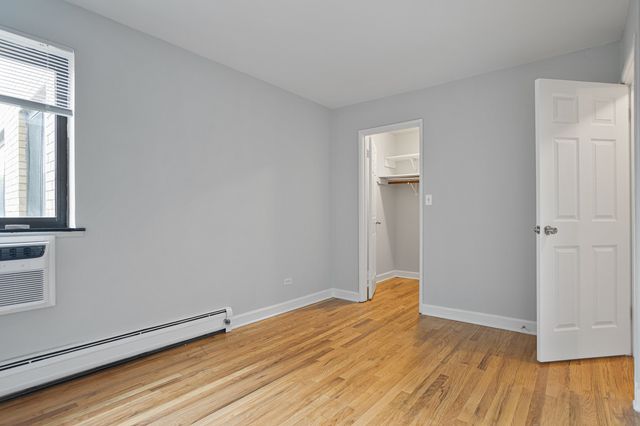 6758 N Sheridan Avenue 346, Chicago, IL 60626