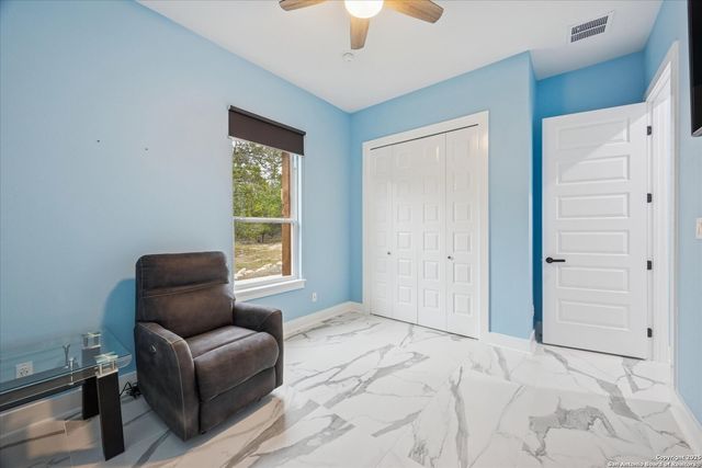 195 Crazy Horse Trail, Canyon Lake, TX 78133